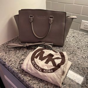Michael Kors Selma Satchel